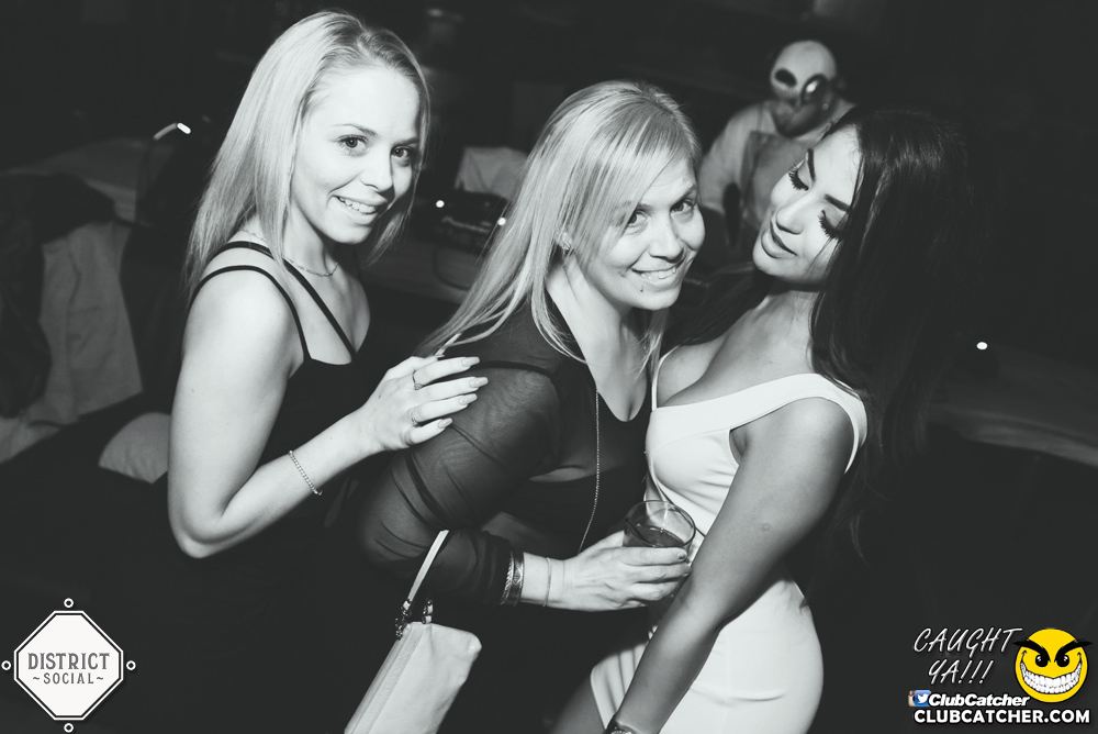 District Social lounge photo 54 - September 1st, 2017