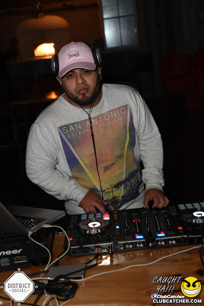 District Social lounge photo 93 - September 1st, 2017