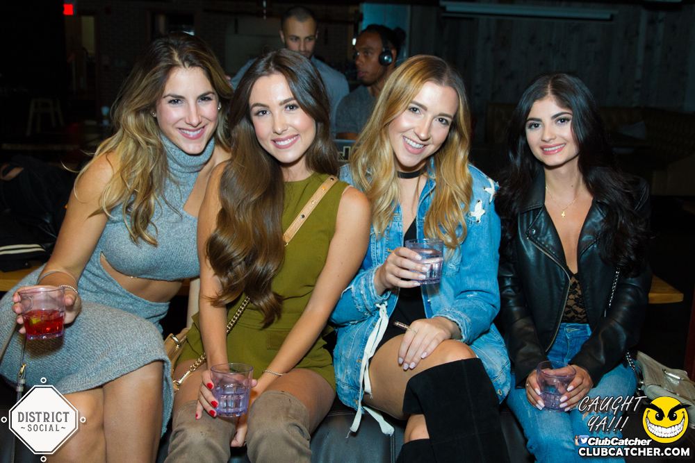 District Social lounge photo 2 - September 9th, 2017