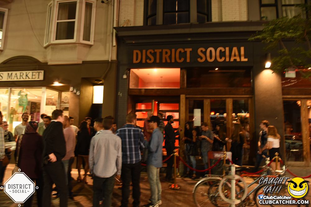 District Social lounge photo 1 - September 15th, 2017