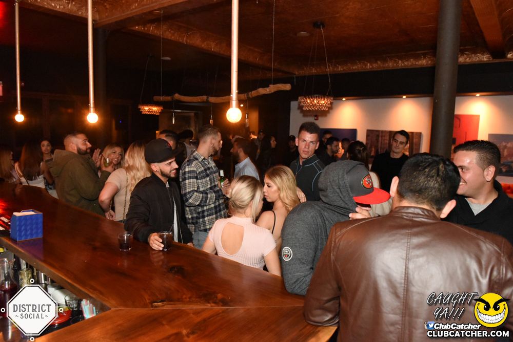 District Social lounge photo 1 - September 29th, 2017