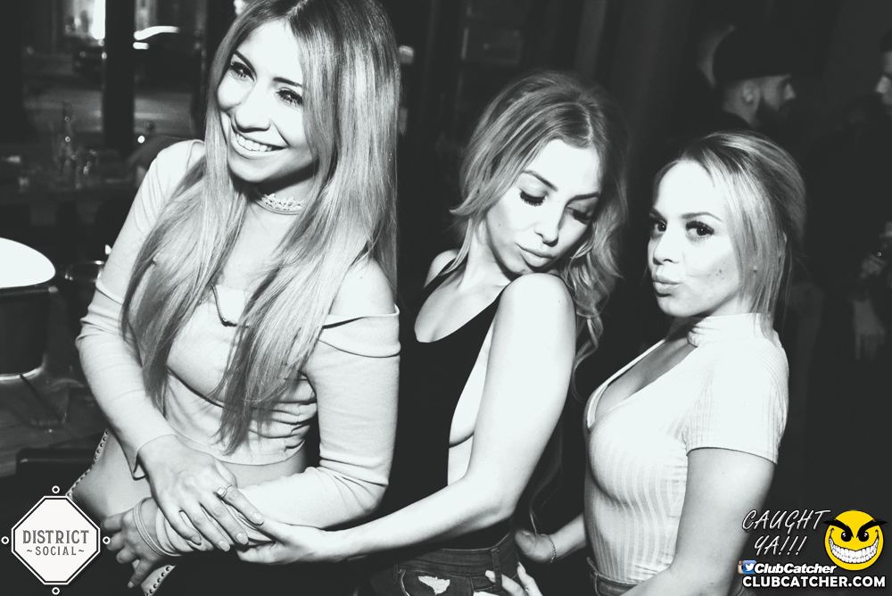 District Social lounge photo 42 - September 29th, 2017