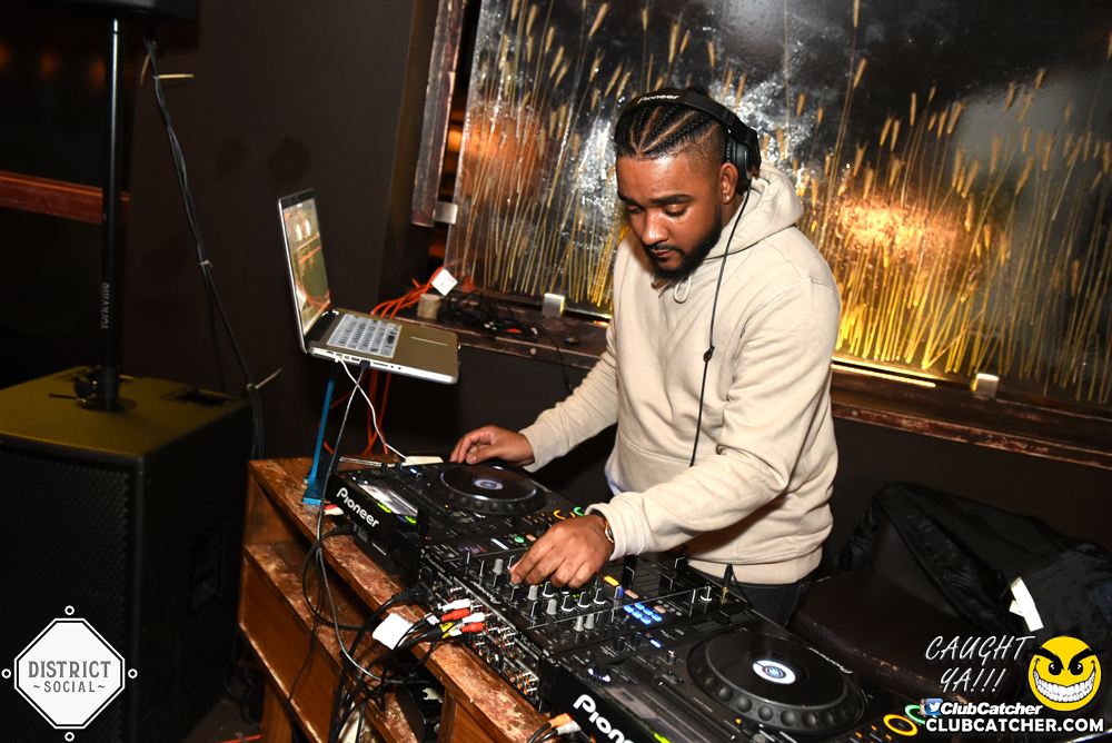 District Social lounge photo 12 - September 30th, 2017