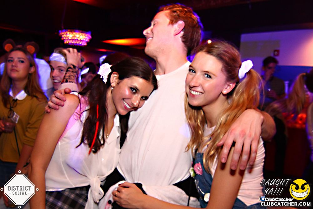 District Social lounge photo 111 - October 27th, 2017