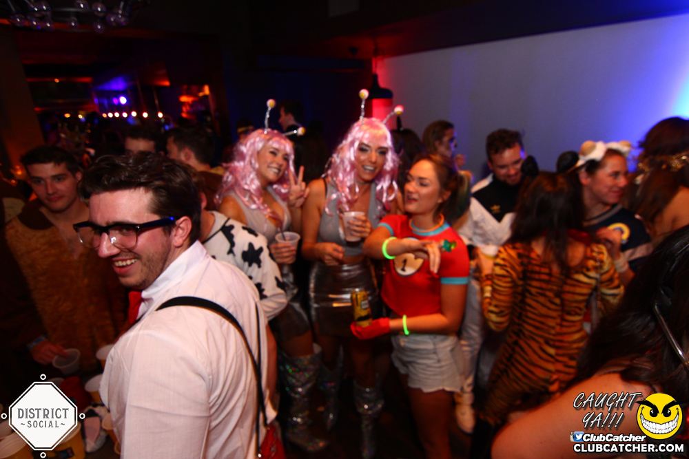 District Social lounge photo 140 - October 27th, 2017