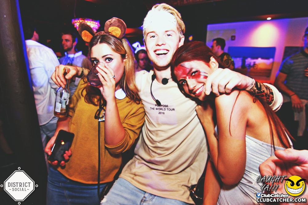 District Social lounge photo 148 - October 27th, 2017