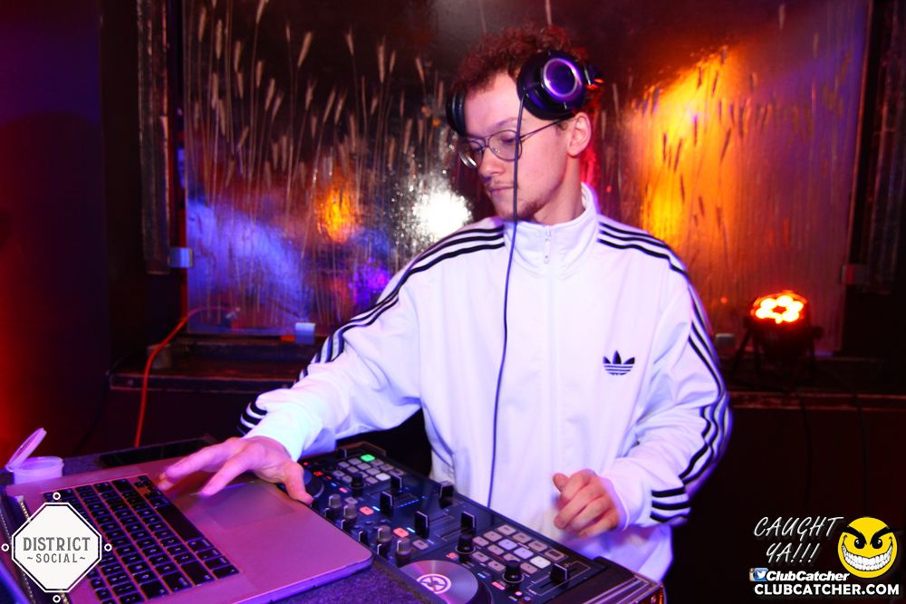 District Social lounge photo 161 - October 27th, 2017