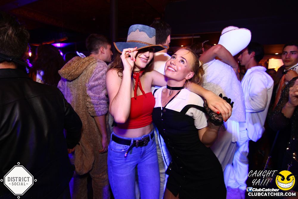 District Social lounge photo 168 - October 27th, 2017