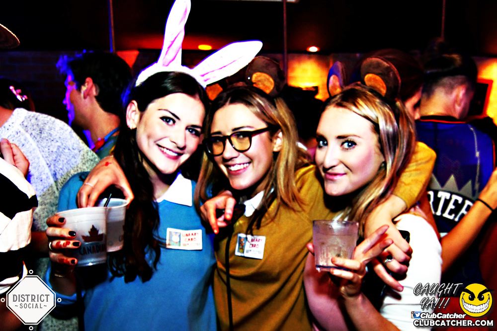 District Social lounge photo 186 - October 27th, 2017