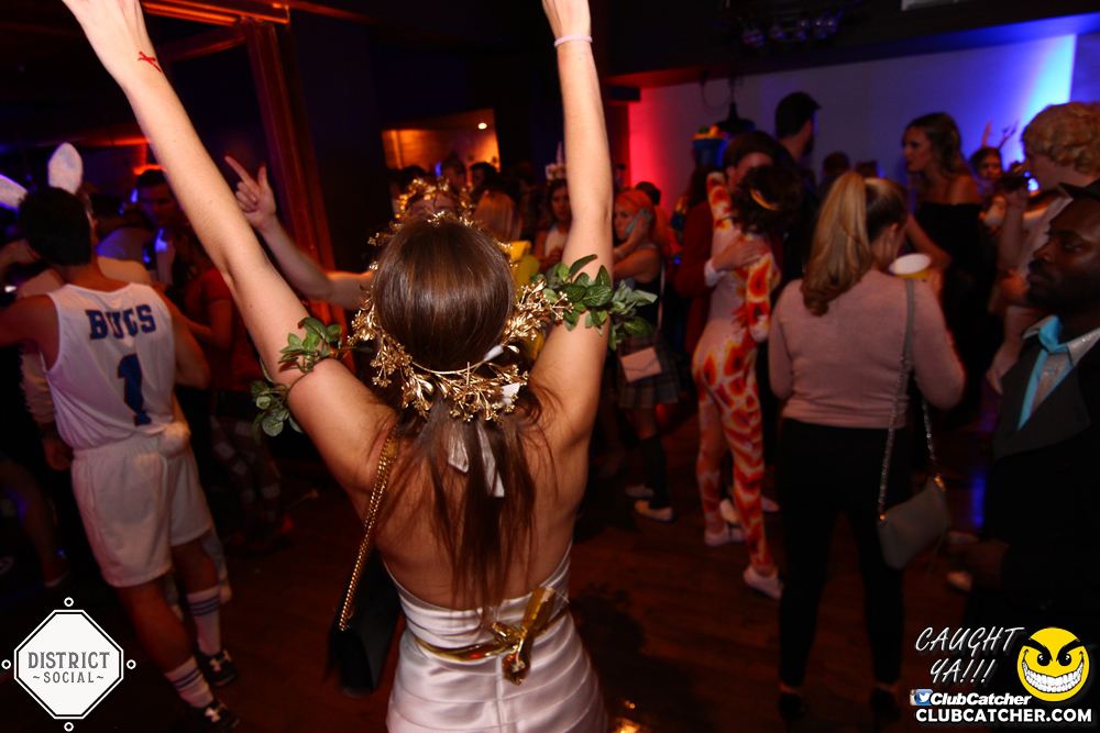 District Social lounge photo 214 - October 27th, 2017