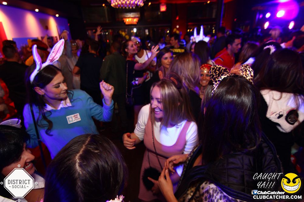 District Social lounge photo 43 - October 27th, 2017