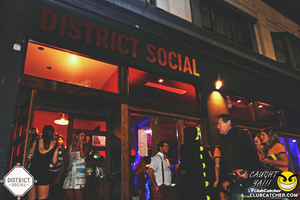 District Social lounge photo 54 - October 27th, 2017