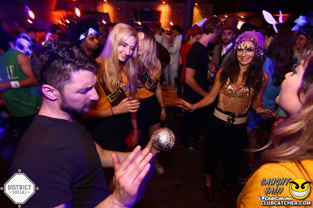 District Social lounge photo 85 - October 27th, 2017