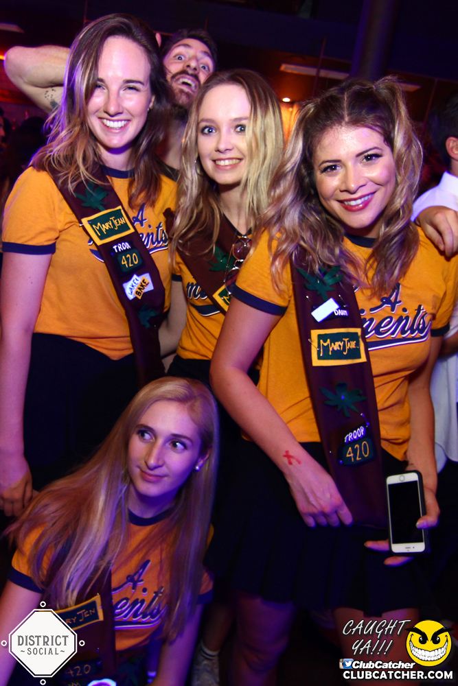 District Social lounge photo 97 - October 27th, 2017