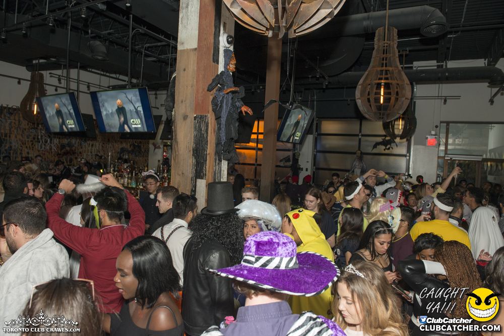Club Crawl party venue photo 113 - October 28th, 2017