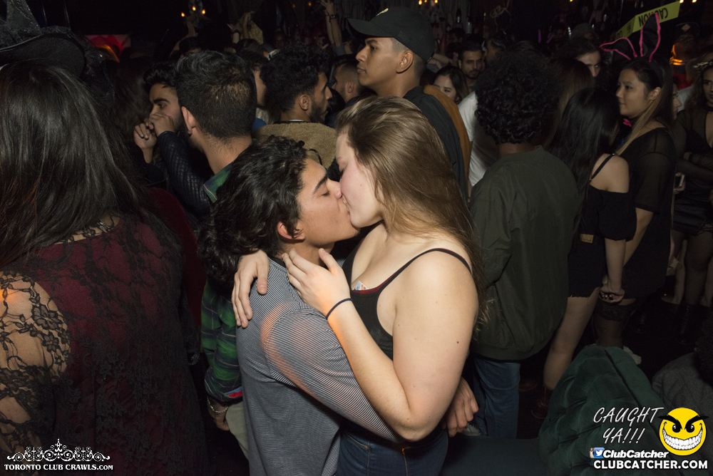 Club Crawl party venue photo 320 - October 28th, 2017