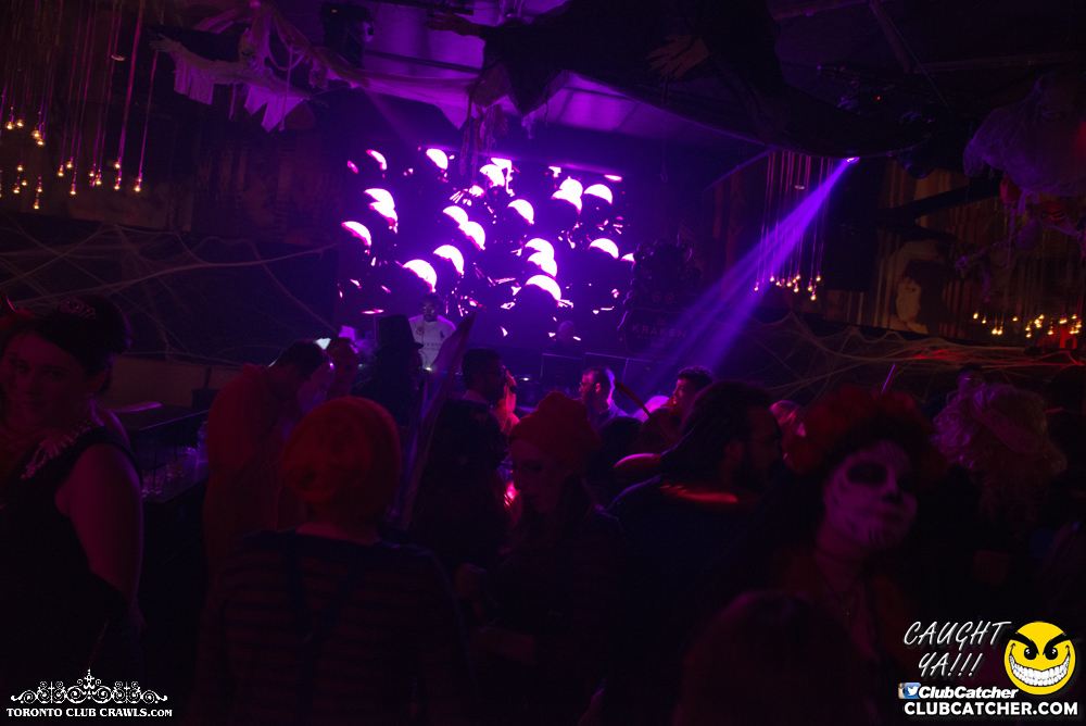 Club Crawl party venue photo 325 - October 28th, 2017