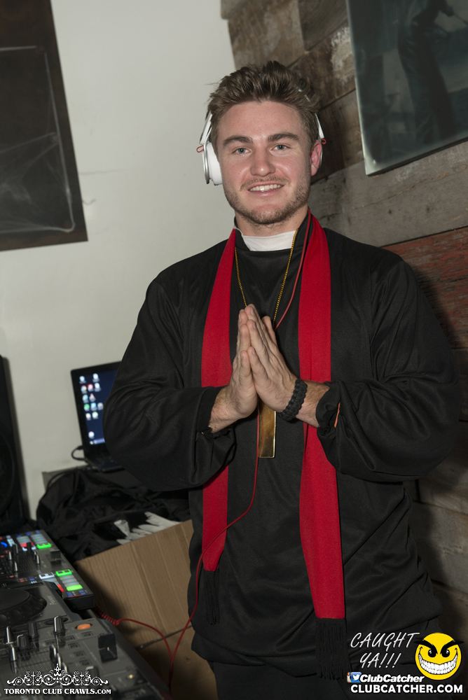 Club Crawl party venue photo 592 - October 28th, 2017