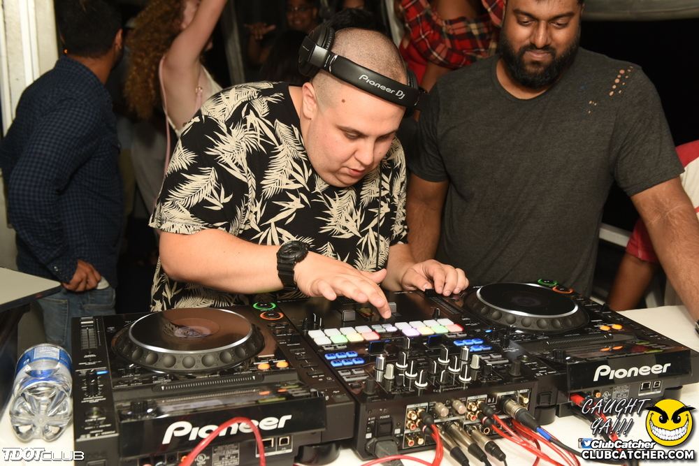 Empress Of Canada party venue photo 81 - August 17th, 2018