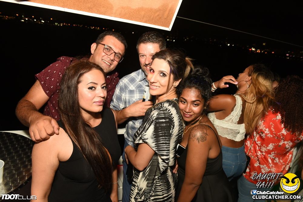 Empress Of Canada party venue photo 97 - August 17th, 2018