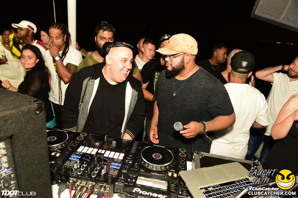 Empress Of Canada party venue photo 74 - September 15th, 2018