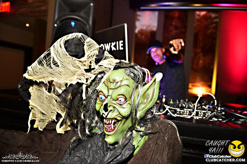 Club Crawl party venue photo 75 - October 26th, 2018