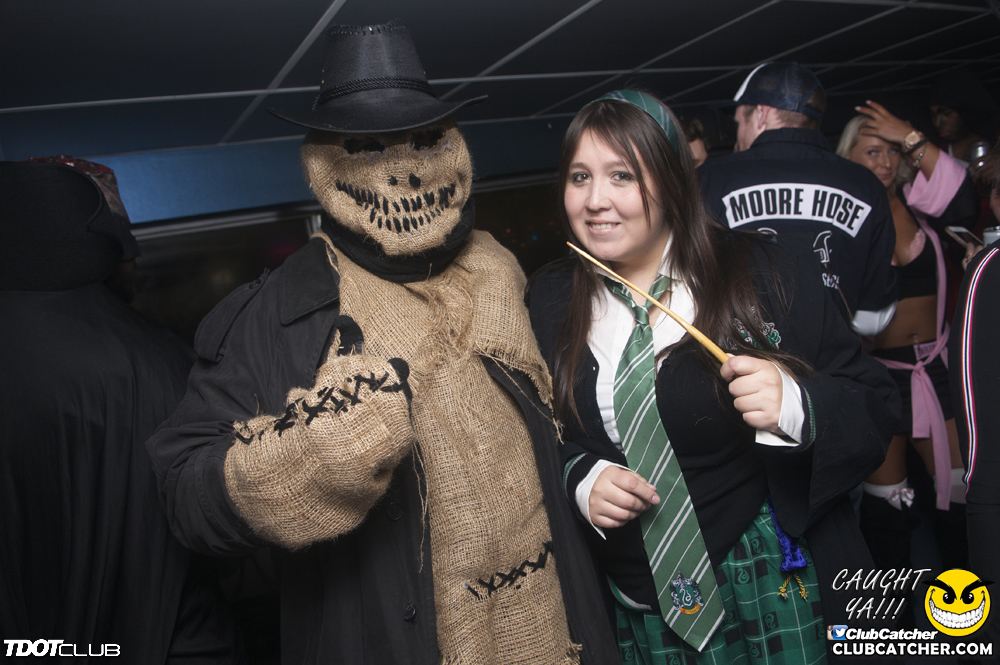 Empress Of Canada party venue photo 15 - October 26th, 2018