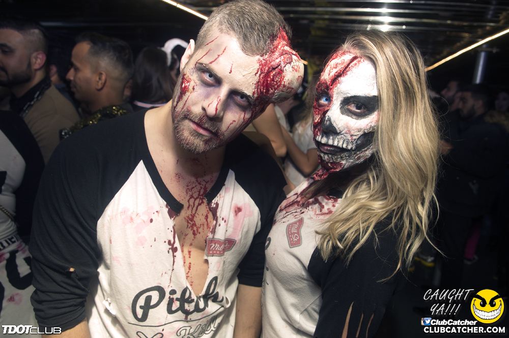 Empress Of Canada party venue photo 40 - October 26th, 2018