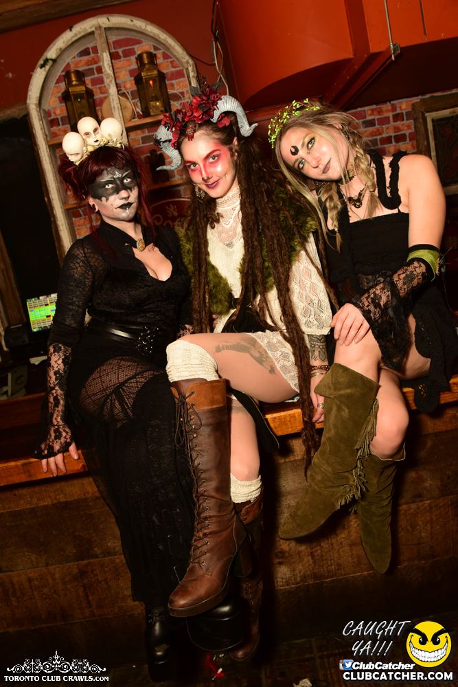 Club Crawl party venue photo 4 - October 27th, 2018