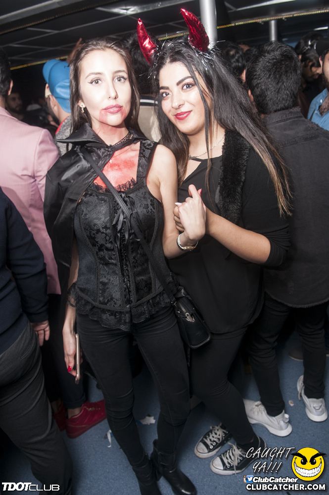 Empress Of Canada party venue photo 11 - October 31st, 2018