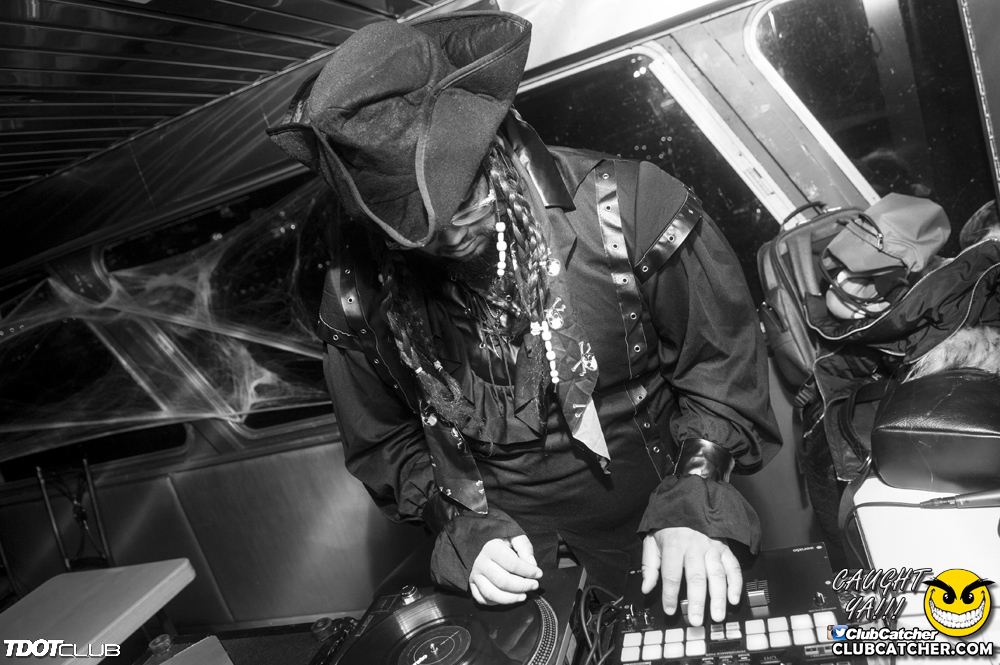 Empress Of Canada party venue photo 108 - October 31st, 2018