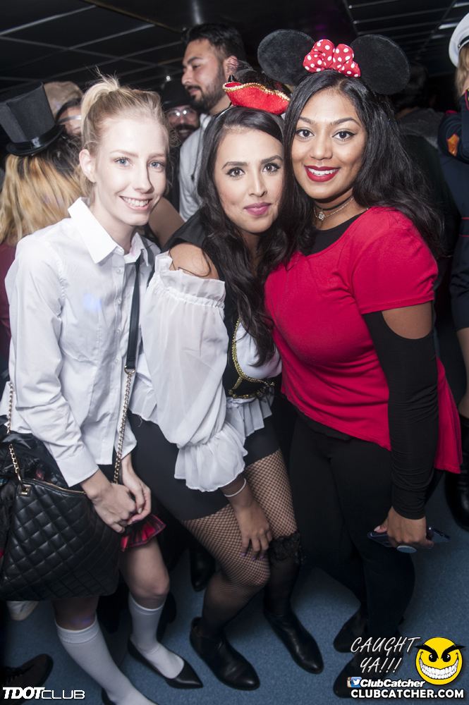 Empress Of Canada party venue photo 12 - October 31st, 2018