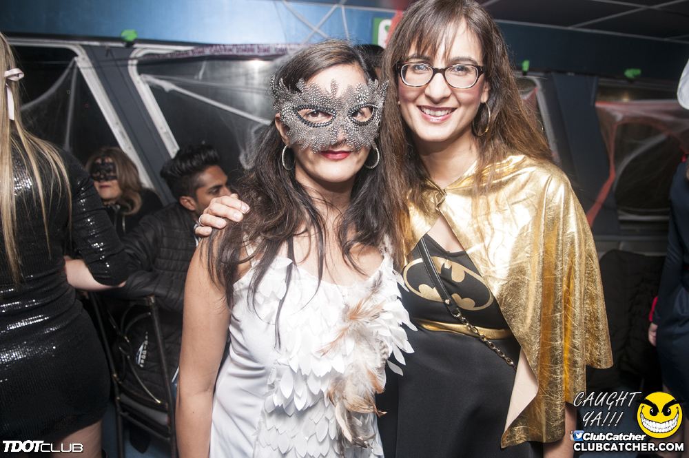 Empress Of Canada party venue photo 14 - October 31st, 2018