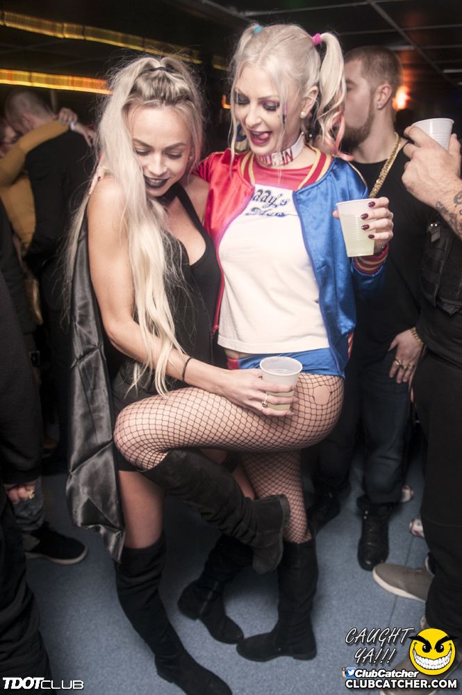 Empress Of Canada party venue photo 27 - October 31st, 2018