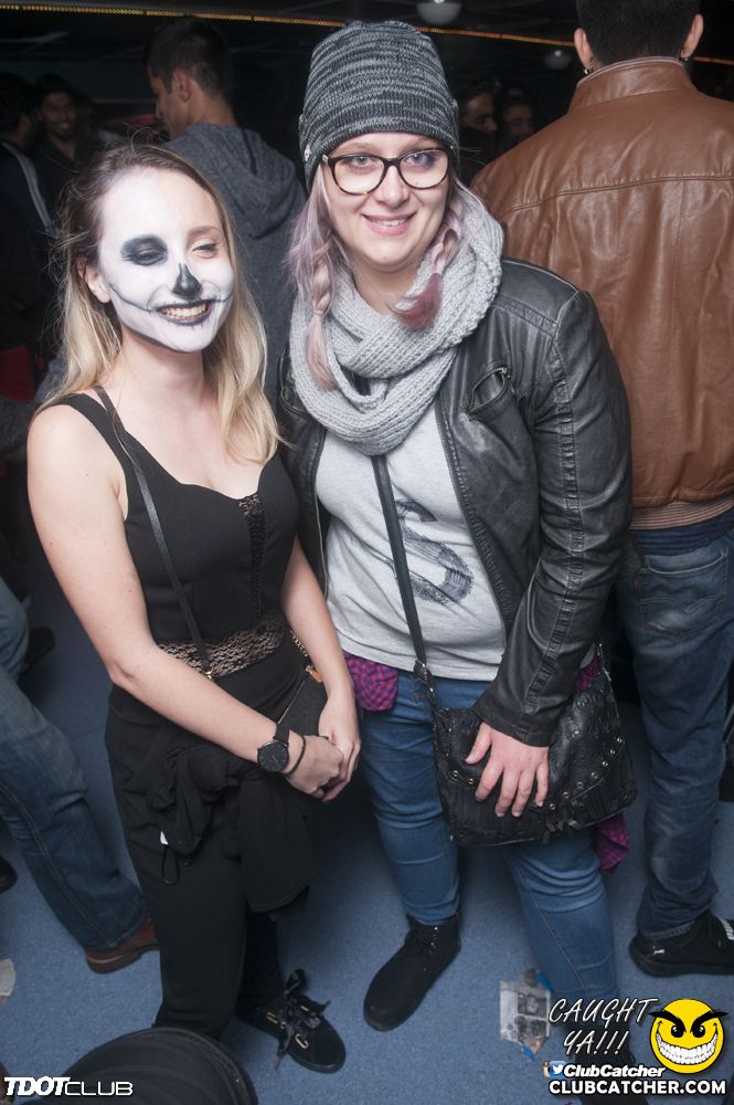 Empress Of Canada party venue photo 31 - October 31st, 2018