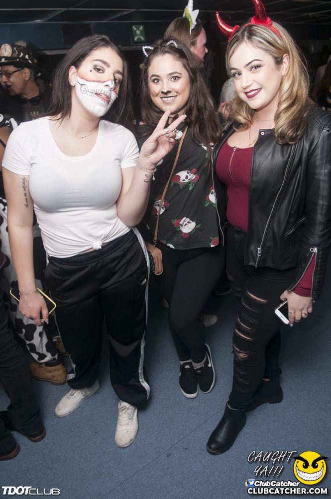 Empress Of Canada party venue photo 39 - October 31st, 2018