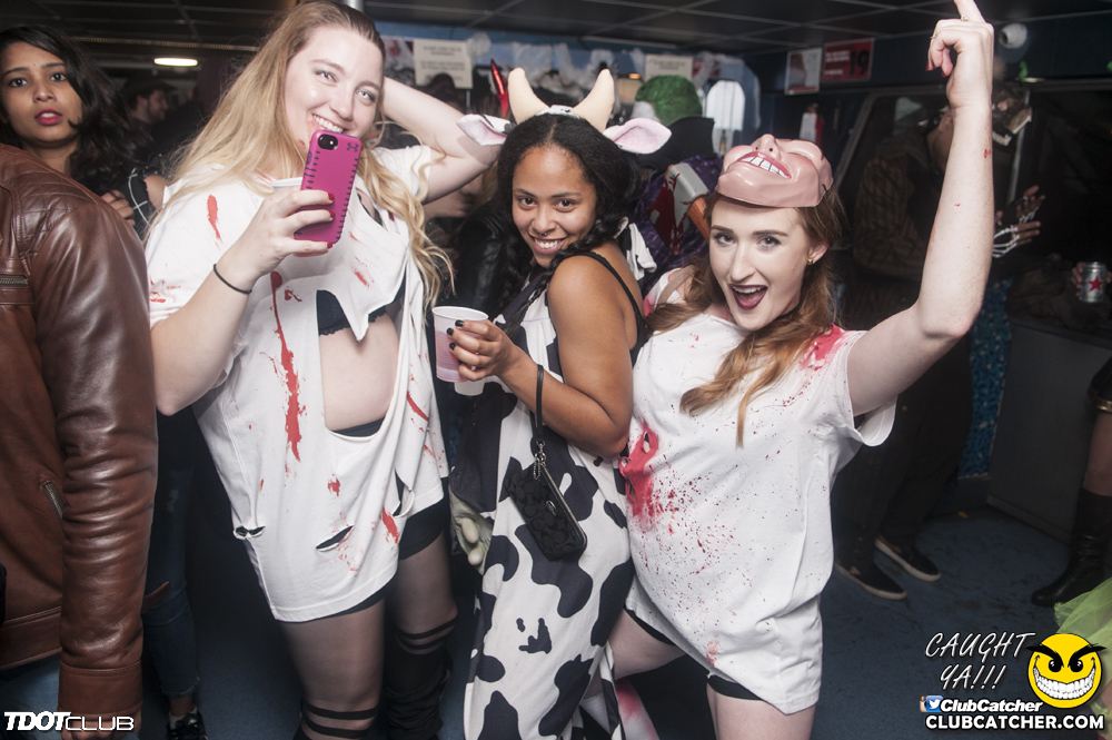 Empress Of Canada party venue photo 51 - October 31st, 2018