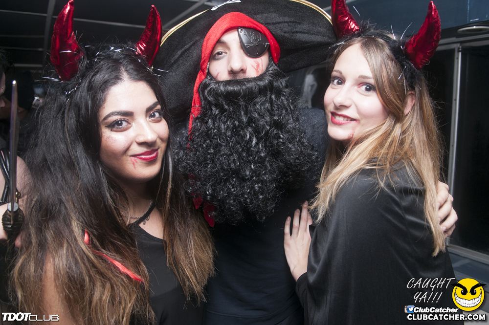 Empress Of Canada party venue photo 61 - October 31st, 2018