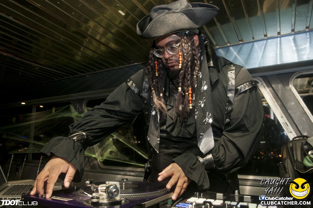 Empress Of Canada party venue photo 9 - October 31st, 2018