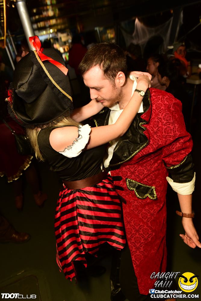 Empress Of Canada party venue photo 14 - November 3rd, 2018