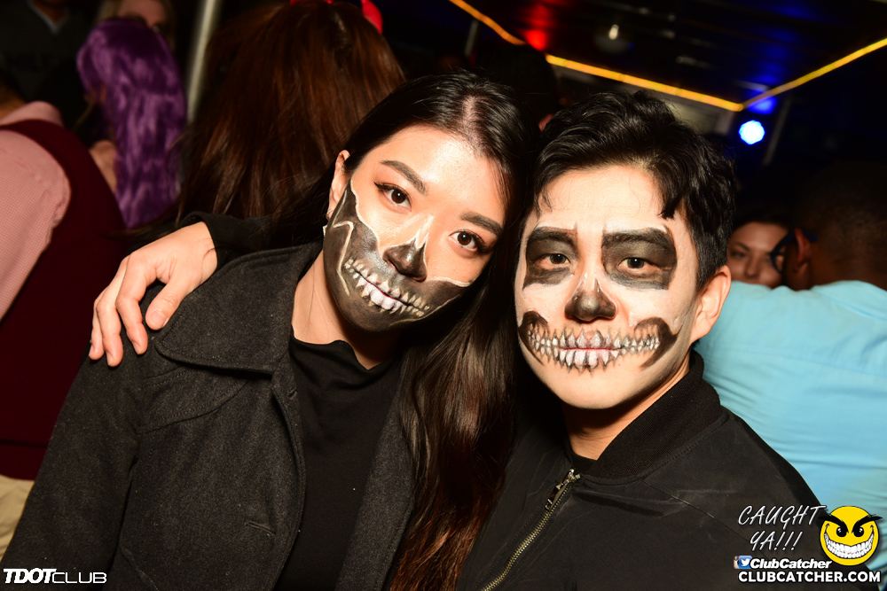 Empress Of Canada party venue photo 17 - November 3rd, 2018