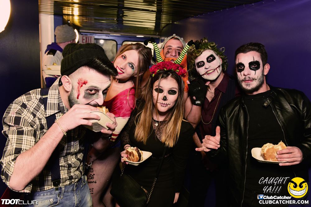 Empress Of Canada party venue photo 18 - November 3rd, 2018