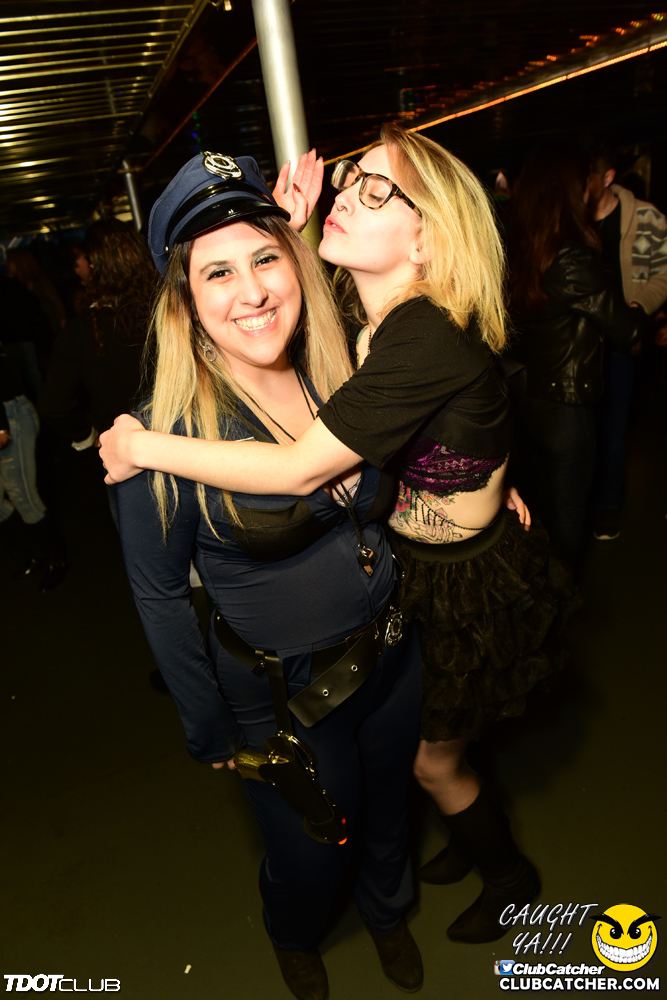 Empress Of Canada party venue photo 27 - November 3rd, 2018