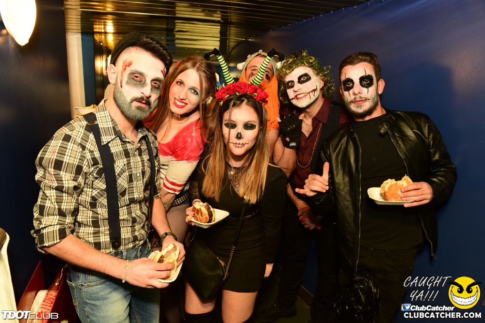 Empress Of Canada party venue photo 304 - November 3rd, 2018