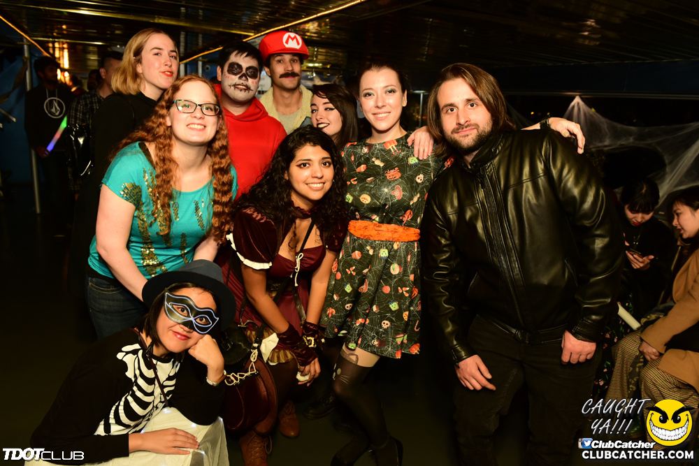 Empress Of Canada party venue photo 32 - November 3rd, 2018