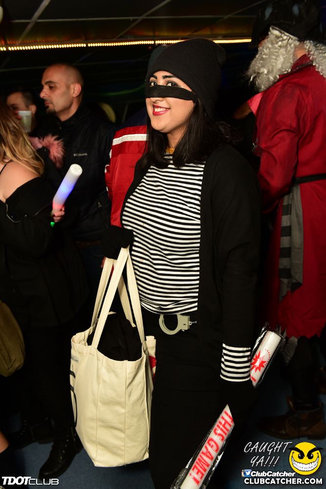 Empress Of Canada party venue photo 38 - November 3rd, 2018