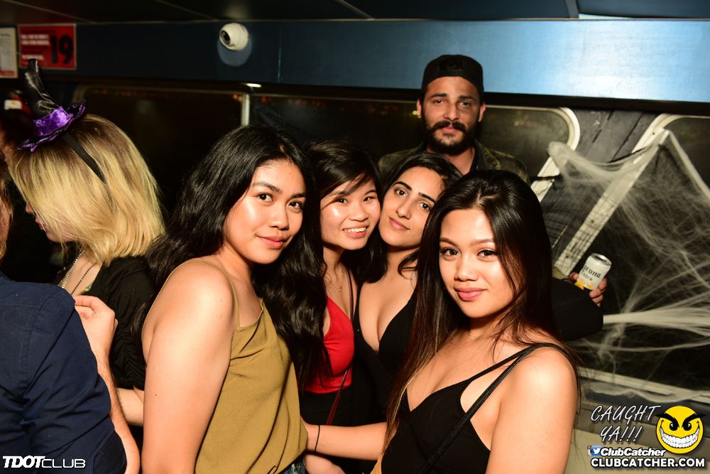 Empress Of Canada party venue photo 56 - November 3rd, 2018