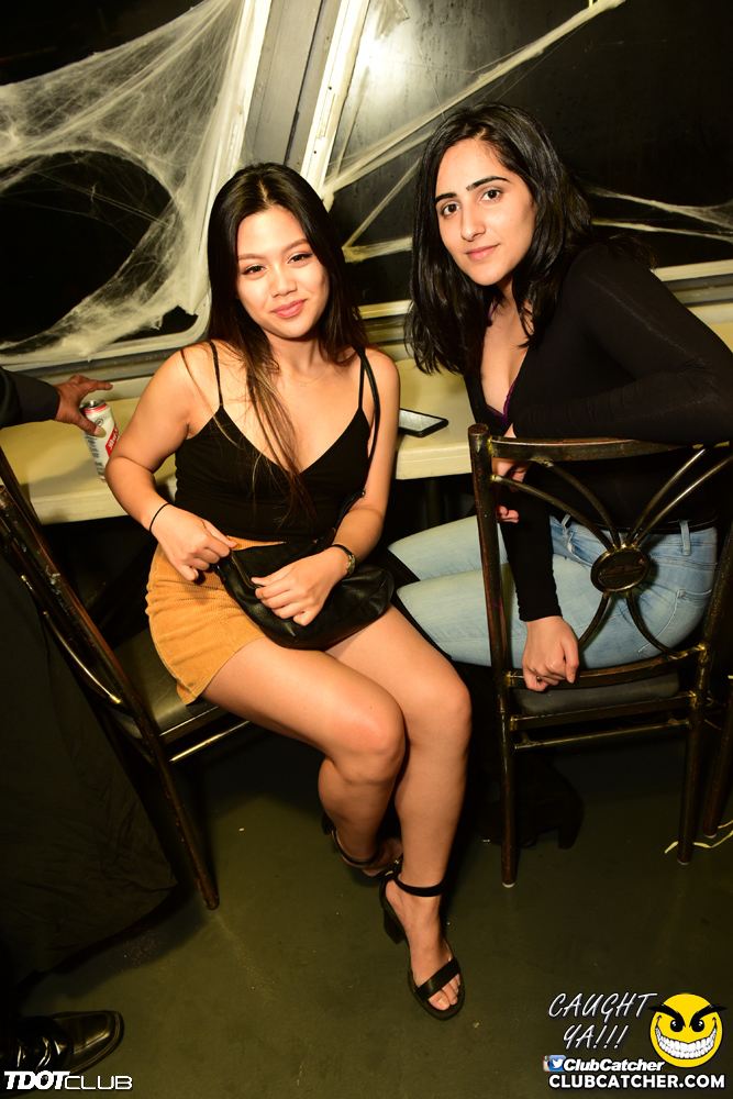 Empress Of Canada party venue photo 7 - November 3rd, 2018