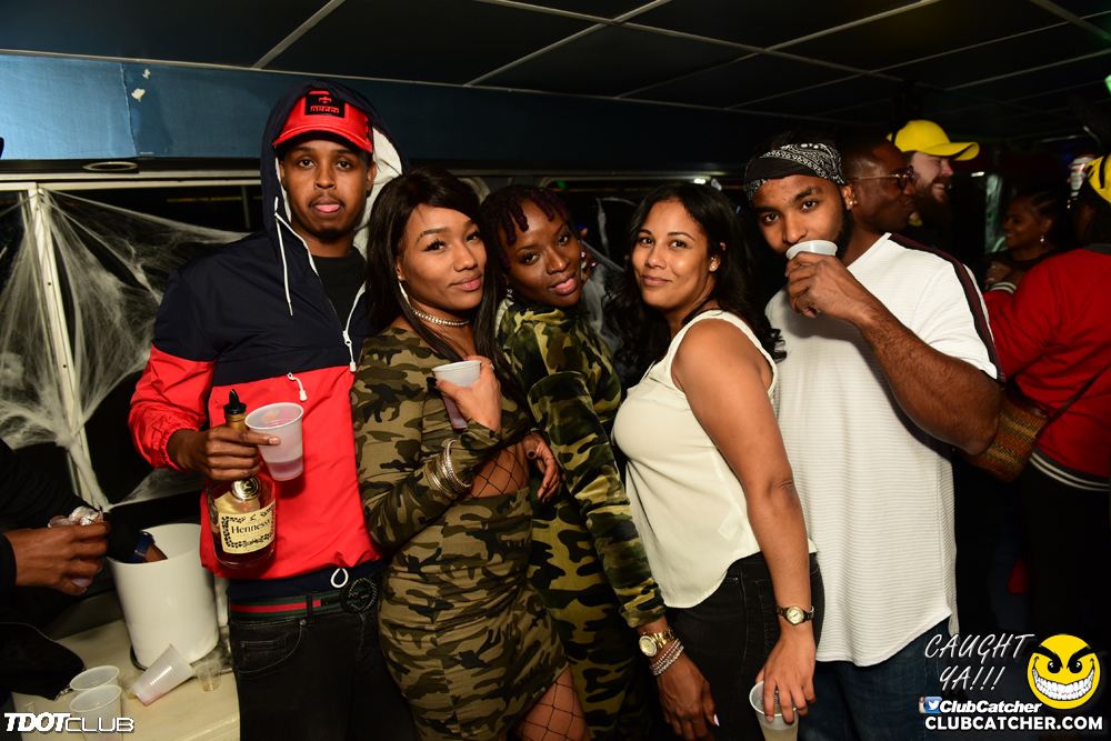 Empress Of Canada party venue photo 65 - November 3rd, 2018