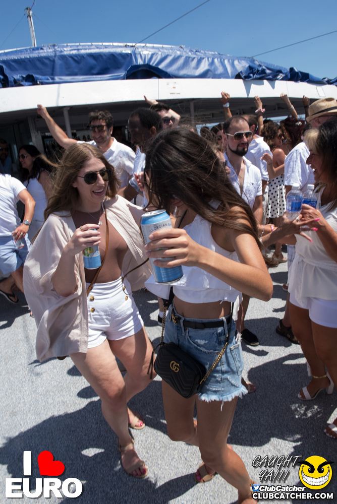 Empress Of Canada party venue photo 40 - July 7th, 2019